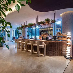 5* מלון Swissotel